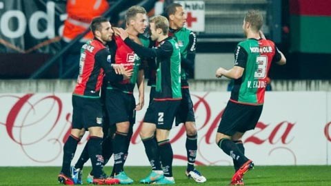 央视解说的 央视解说的