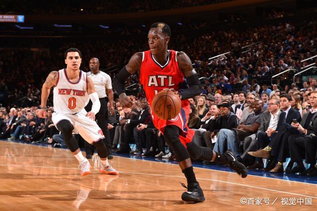 体育ATP500巴塞罗那站：吴易昺红土赛季首秀遭遇失利