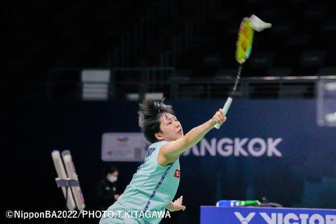 系对中卫的 系对中卫的